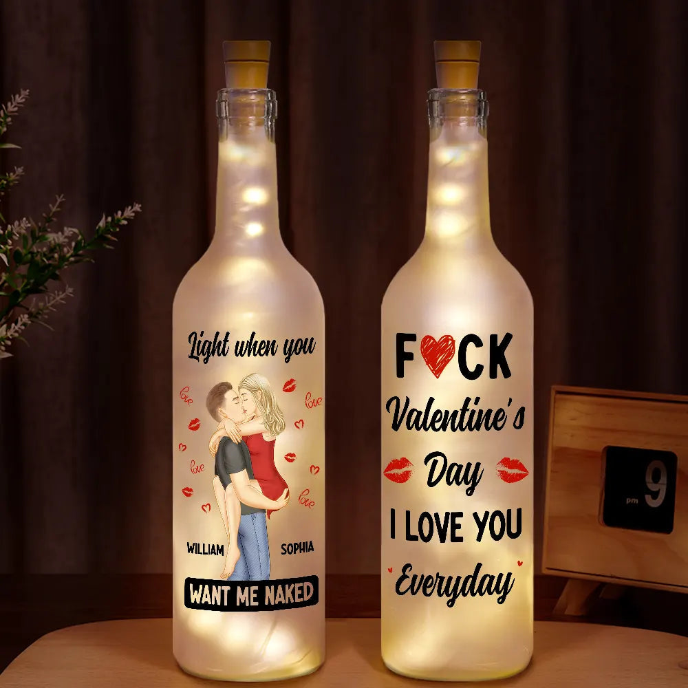 Personalized couple gift bottle light, "I Love You Everyday" message, LED lights, frosted glass.