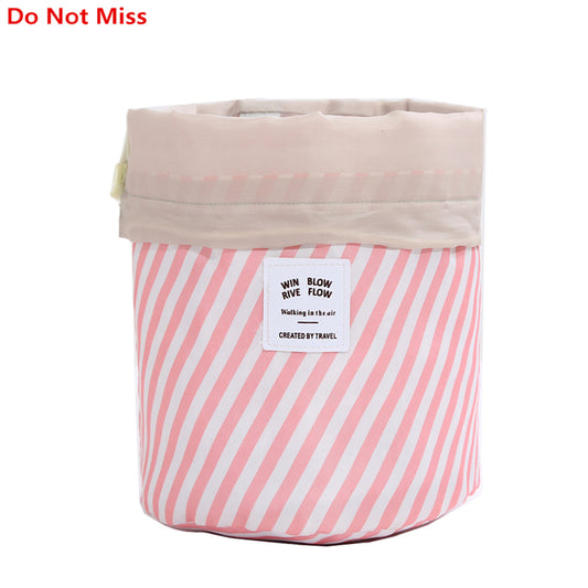 Round Make-up Accessories or Toiletries Bag On-the-Go or for Travel
