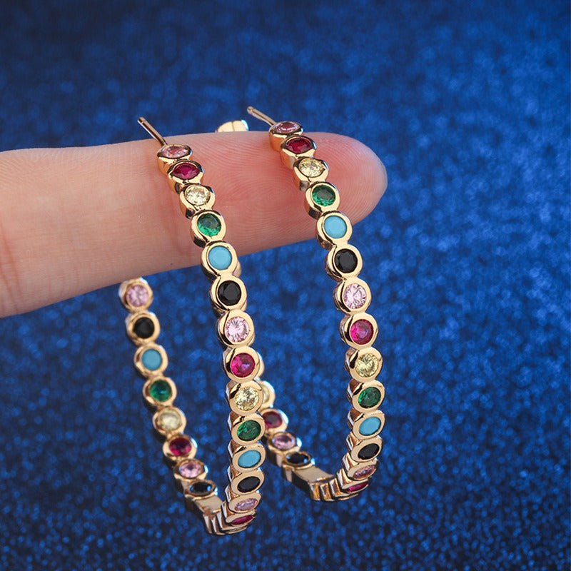 Elegant and Sparkling Glass stone Earrings