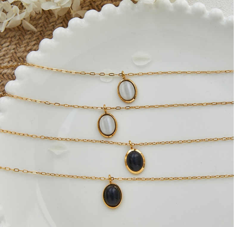 Natural Stone Pendant Black Agate Clear Quartz Gemstone Necklace