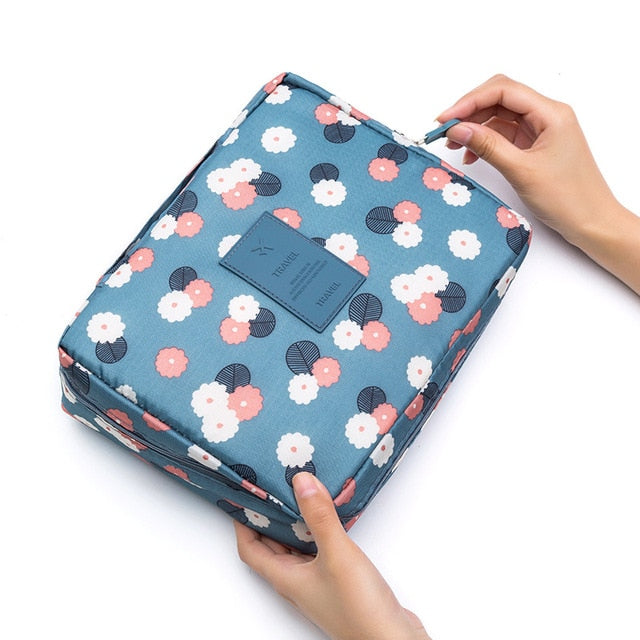 Waterproof Multifunction Travel Make-up Bags or Toiletries Organizer