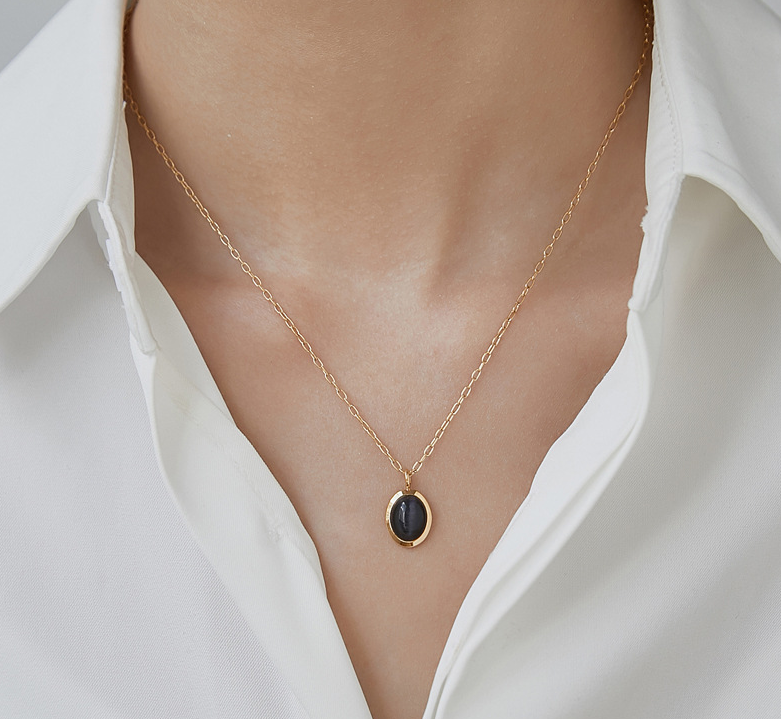 Natural Stone Pendant Black Agate Clear Quartz Gemstone Necklace