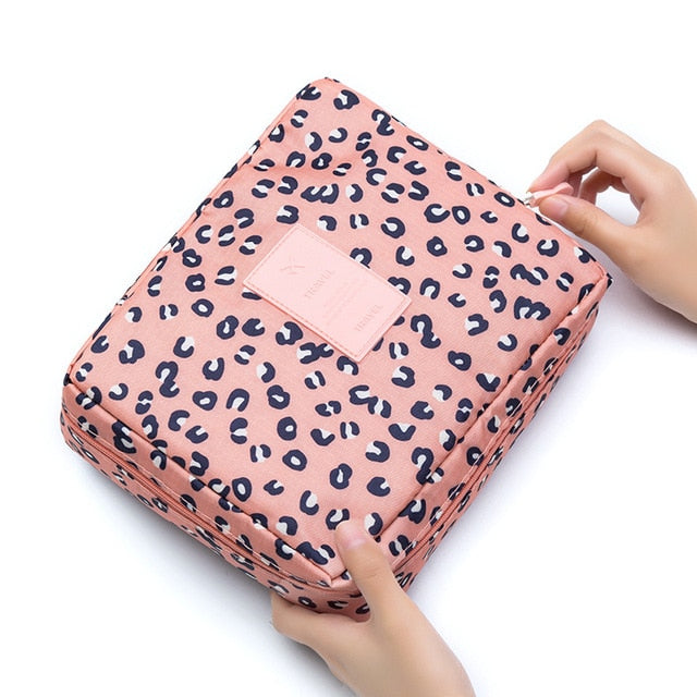 Waterproof Multifunction Travel Make-up Bags or Toiletries Organizer