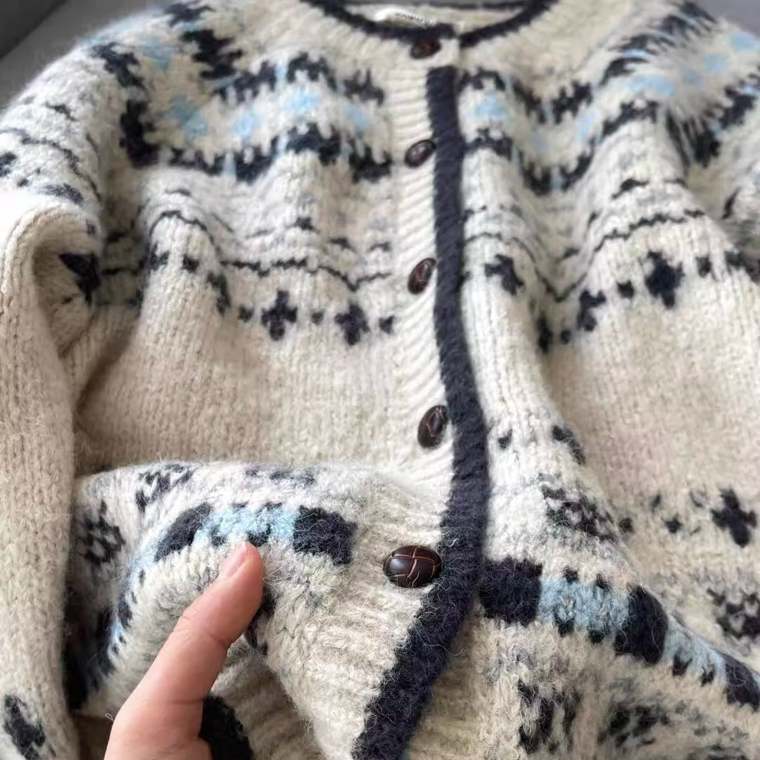 Vintage Jacquard Round Neck Knit Cardigan Sweater