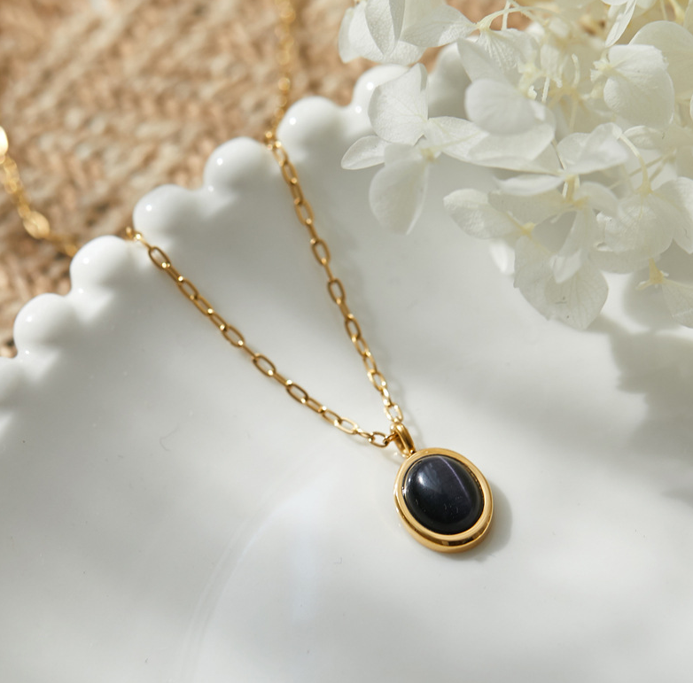Natural Stone Pendant Black Agate Clear Quartz Gemstone Necklace
