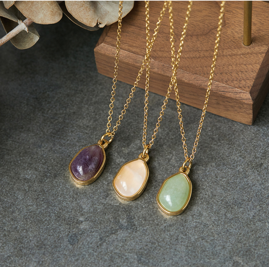 Natural Stone Pendant Black Agate Clear Quartz Gemstone Necklace
