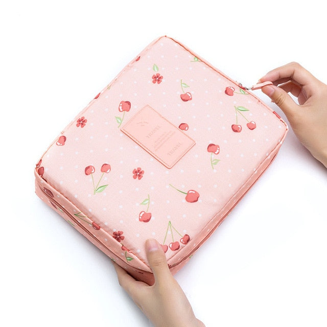 Waterproof Multifunction Travel Make-up Bags or Toiletries Organizer