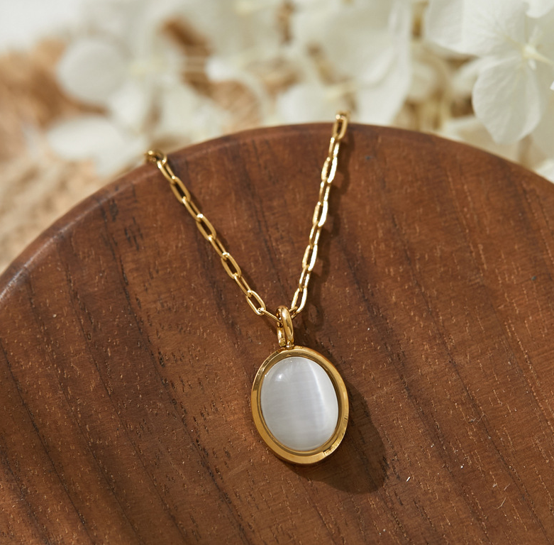 Natural Stone Pendant Black Agate Clear Quartz Gemstone Necklace