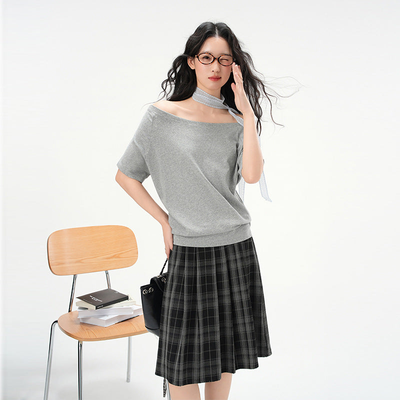 One-Shoulder Slash Neck Sleeveless Tee