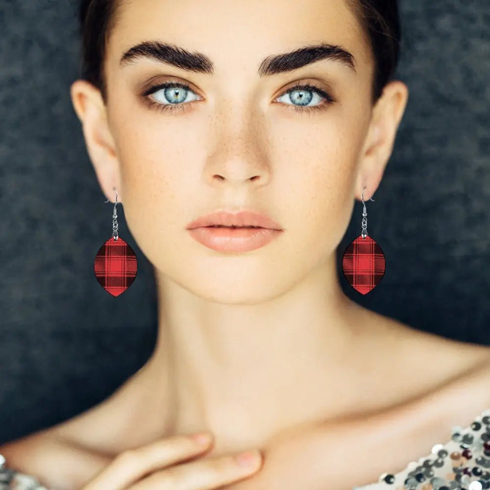 Tartan Wooden Apricot Earring - Piryoung Shop